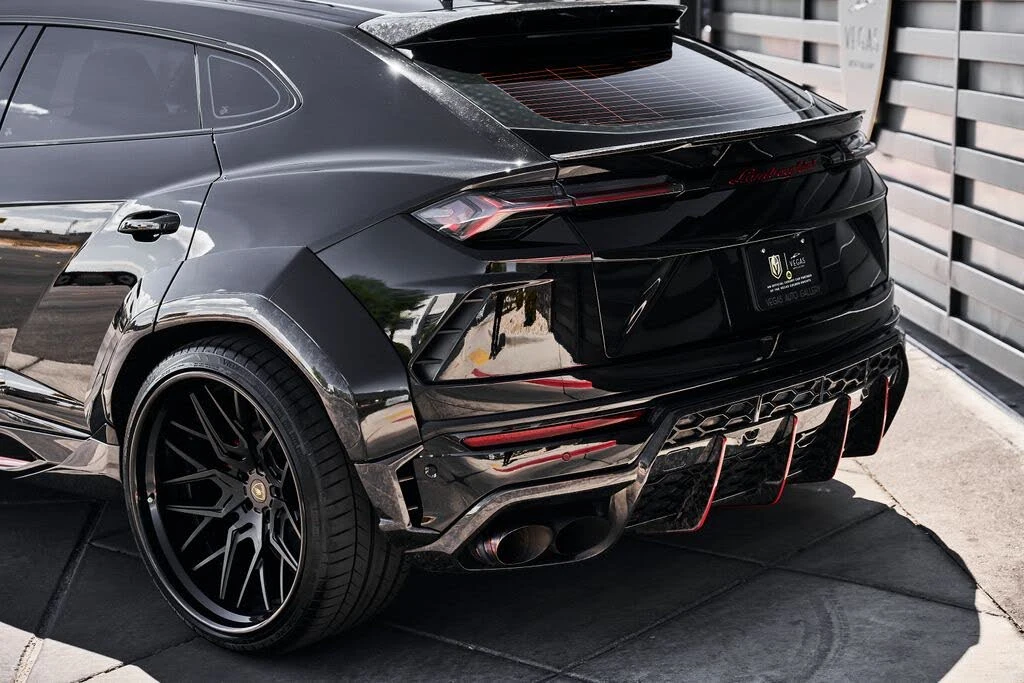 2022 Lamborghini Urus - Image 9 of 31