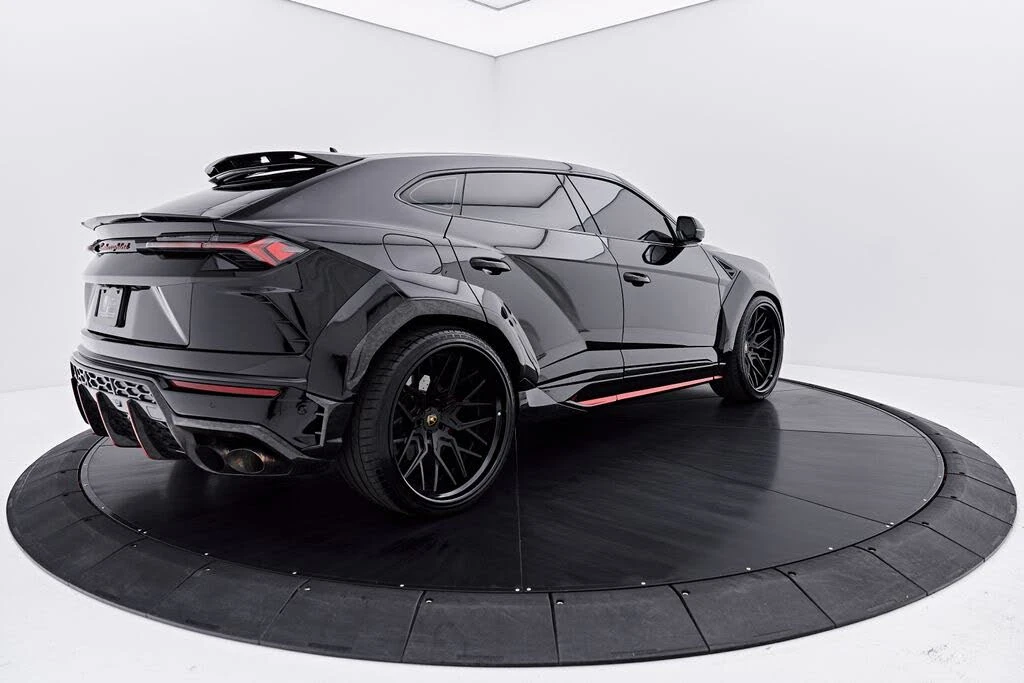 2022 Lamborghini Urus - Image 14 of 31