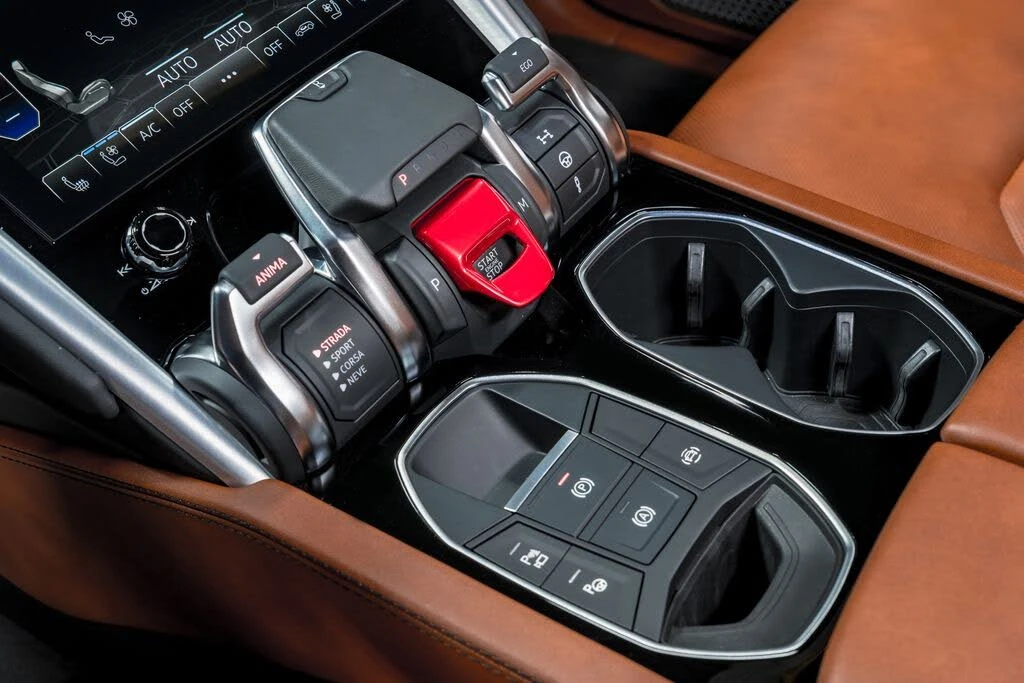 2022 Lamborghini Urus - Image 30 of 31