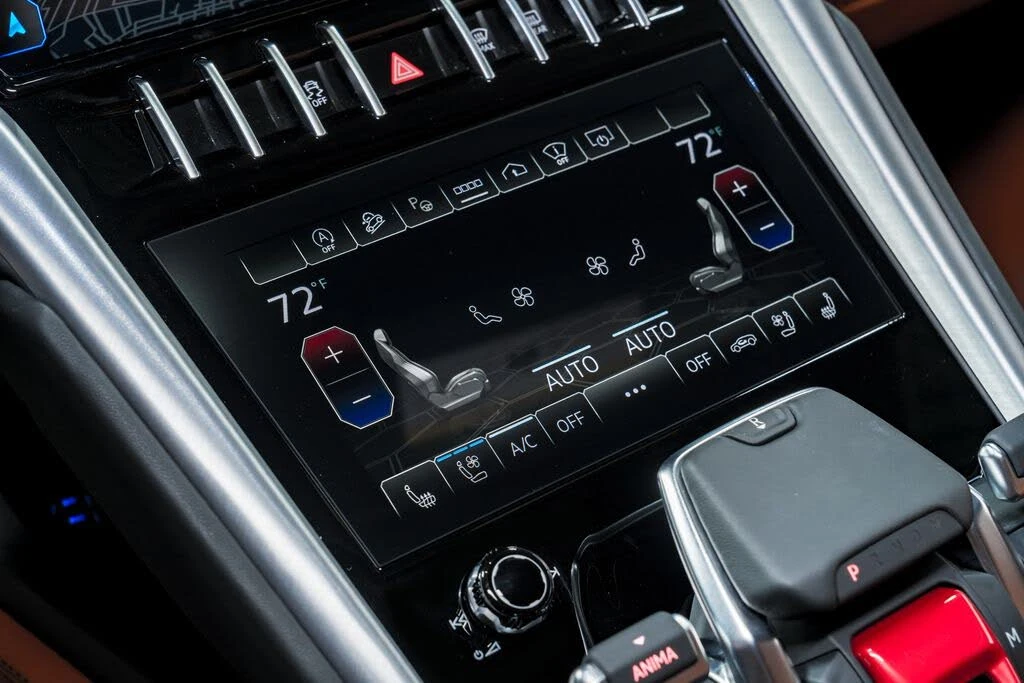 2022 Lamborghini Urus - Image 29 of 31