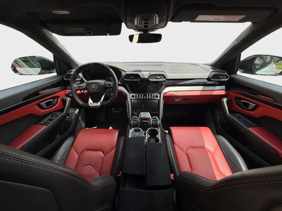 2022 Lamborghini Urus - Image 9 of 19
