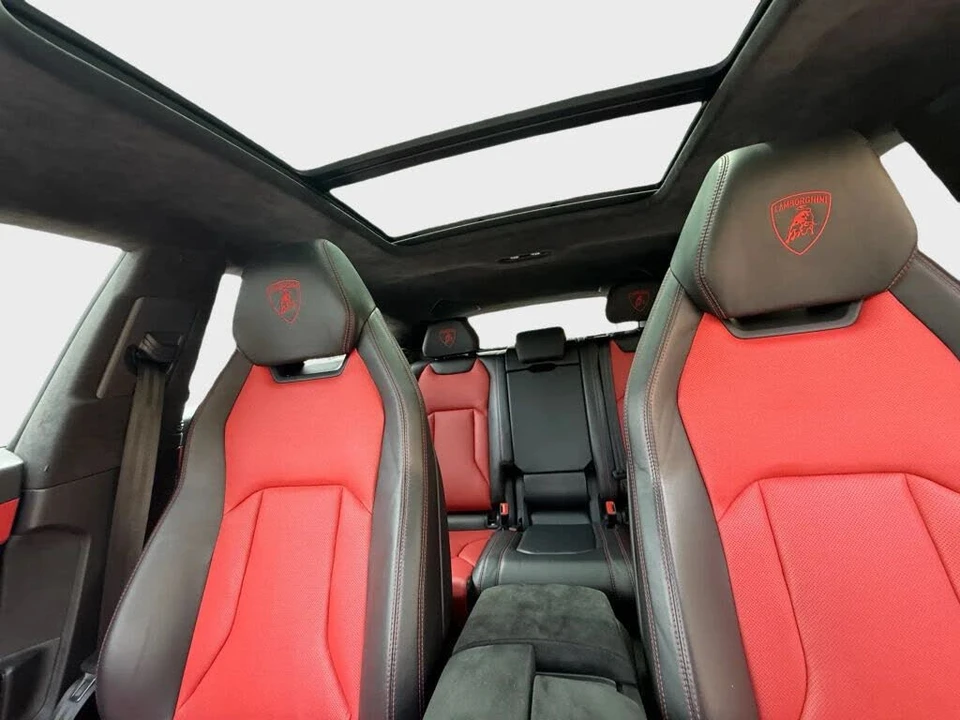 2022 Lamborghini Urus - Image 7 of 19