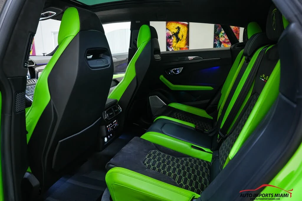 2022 Lamborghini Urus - Image 10 of 31