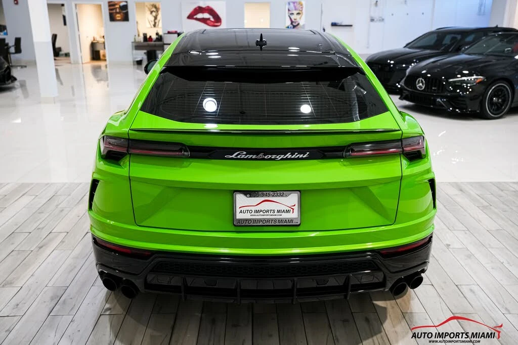 2022 Lamborghini Urus - Image 19 of 31