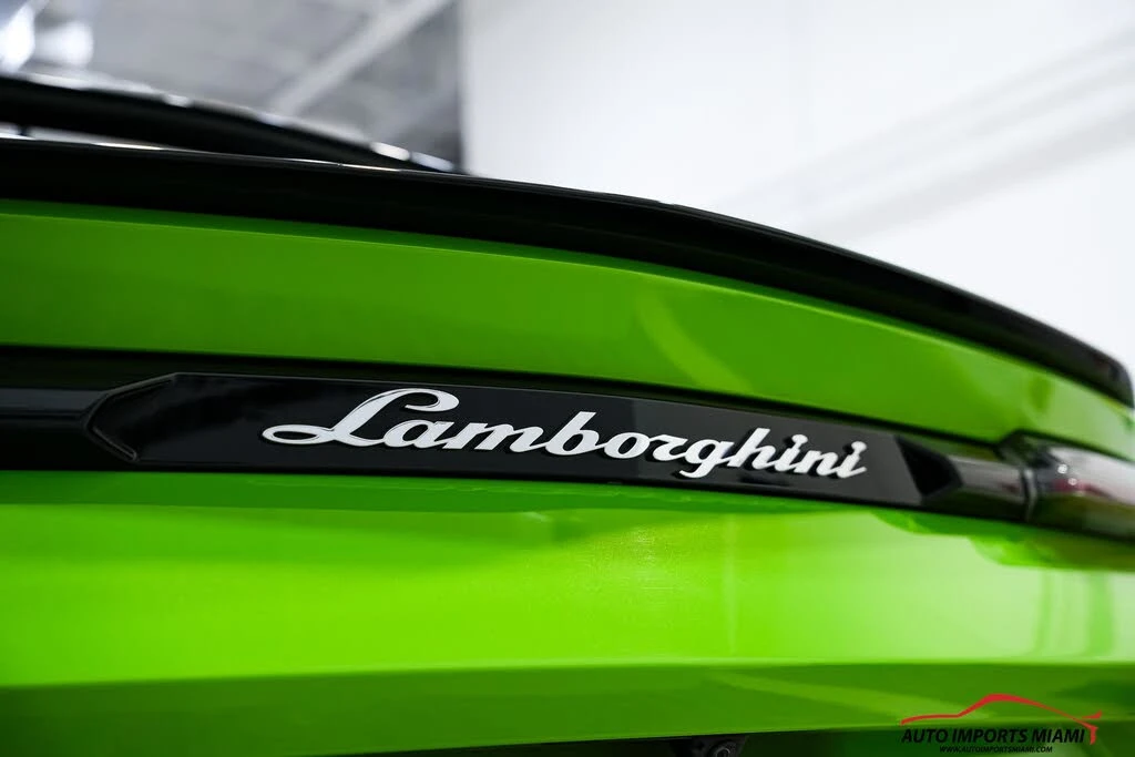 2022 Lamborghini Urus - Image 21 of 31