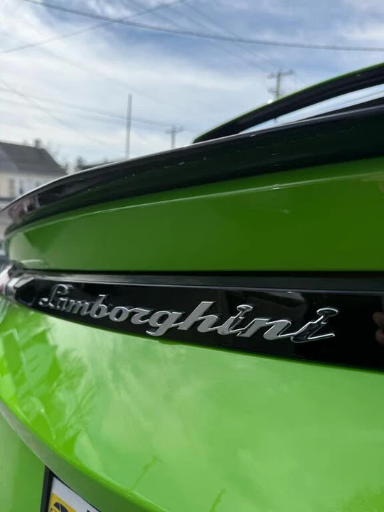 2022 Lamborghini Urus - Image 6 of 13