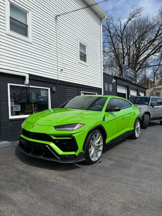 2022 Lamborghini Urus - Image 2 of 13