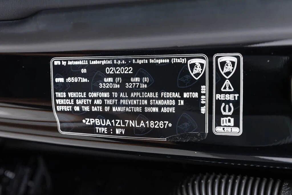 2022 Lamborghini Urus - Image 20 of 31