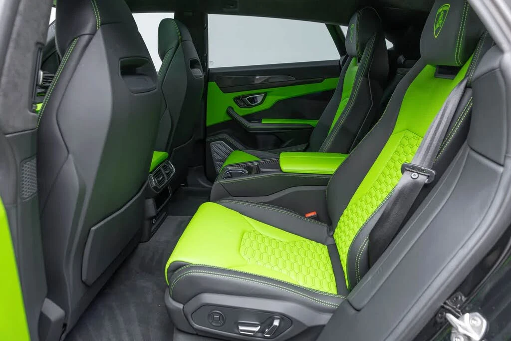 2022 Lamborghini Urus - Image 10 of 31