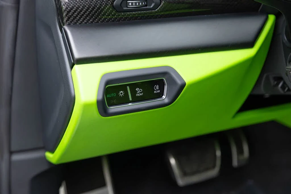 2022 Lamborghini Urus - Image 30 of 31