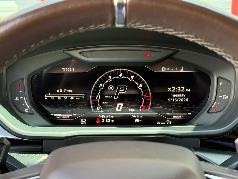 2022 Lamborghini Urus - Image 26 of 31