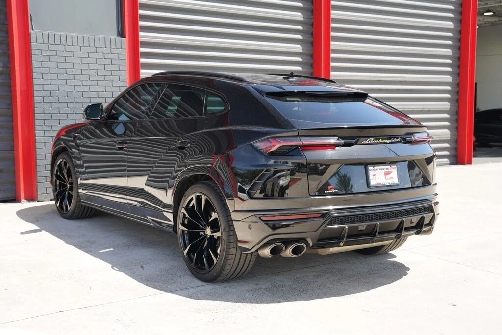2022 Lamborghini Urus - Image 7 of 31