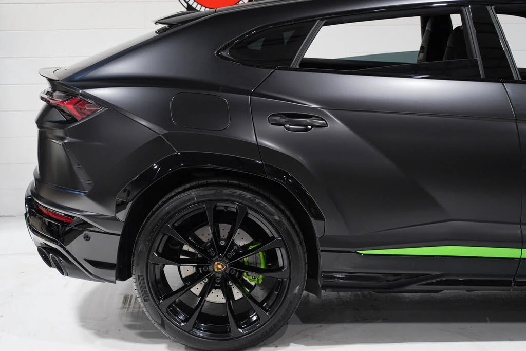 2022 Lamborghini Urus - Image 23 of 31