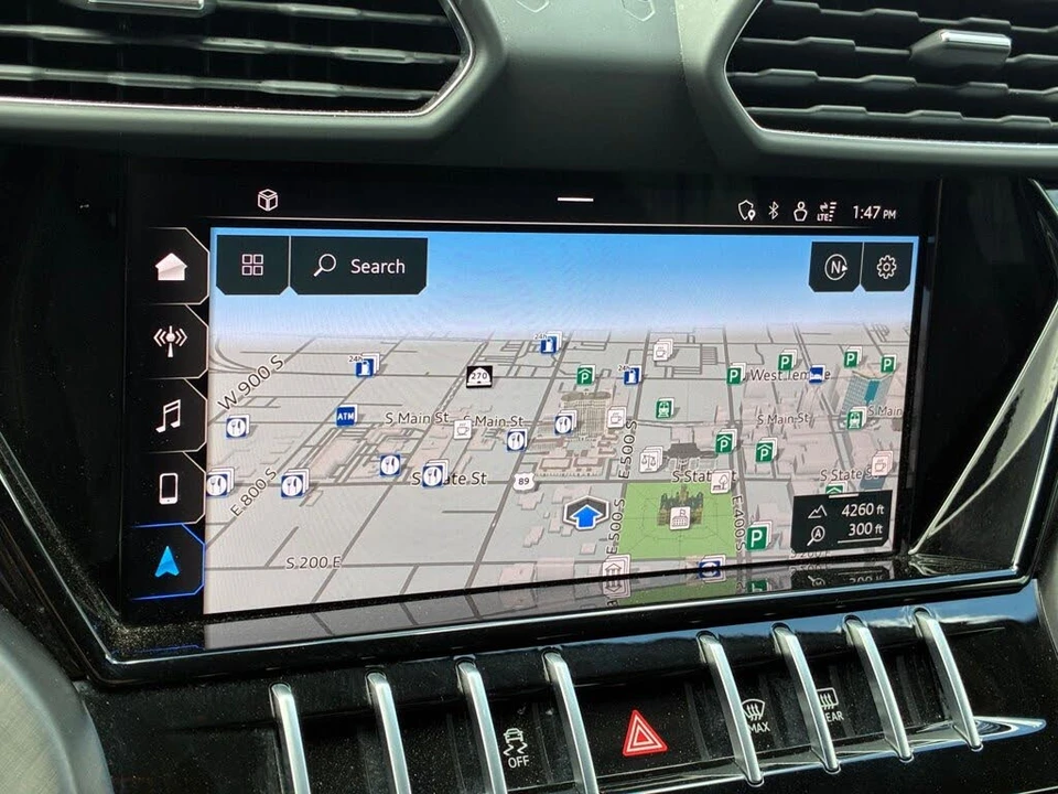 2022 Lamborghini Urus - Image 21 of 31