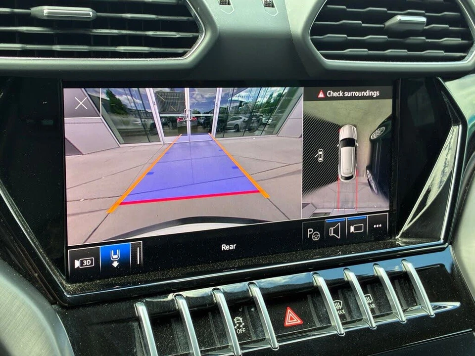 2022 Lamborghini Urus - Image 22 of 31
