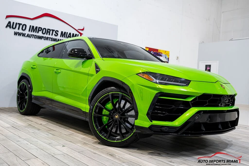 2022 Lamborghini Urus - Image 25 of 31