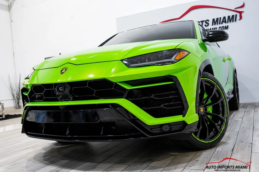 2022 Lamborghini Urus - Image 2 of 31