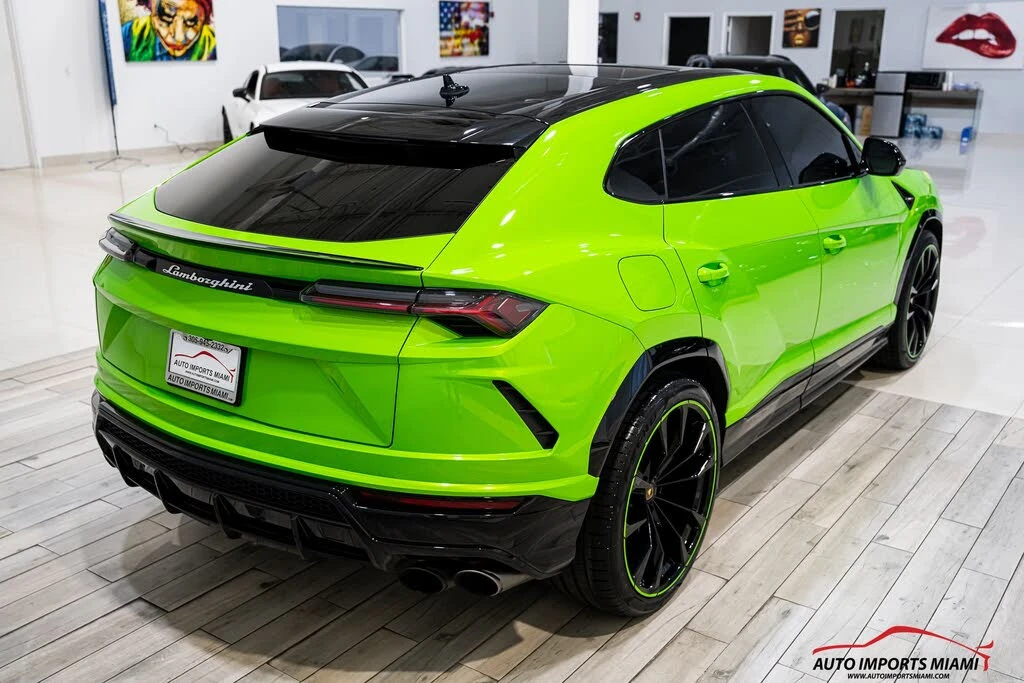 2022 Lamborghini Urus - Image 19 of 31