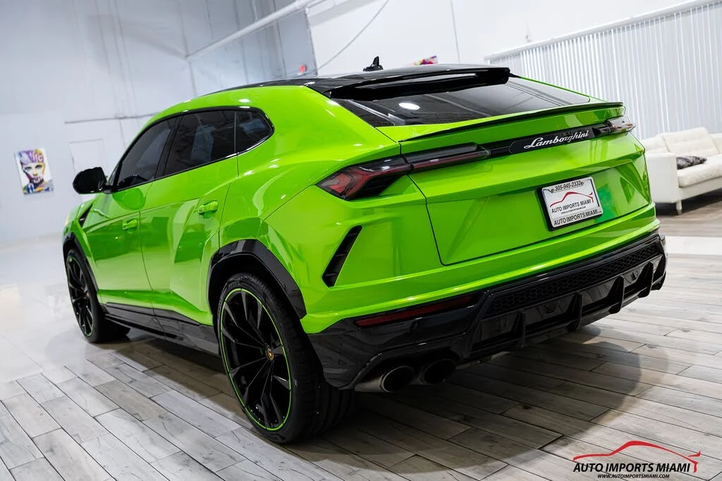 2022 Lamborghini Urus - Image 15 of 31
