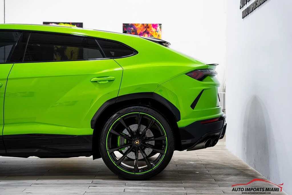 2022 Lamborghini Urus - Image 13 of 31