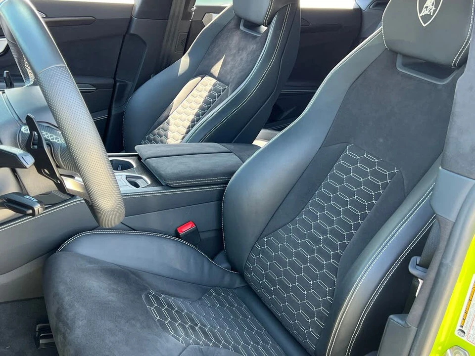 2022 Lamborghini Urus - Image 5 of 31