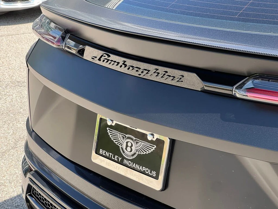 2022 Lamborghini Urus - Image 10 of 31