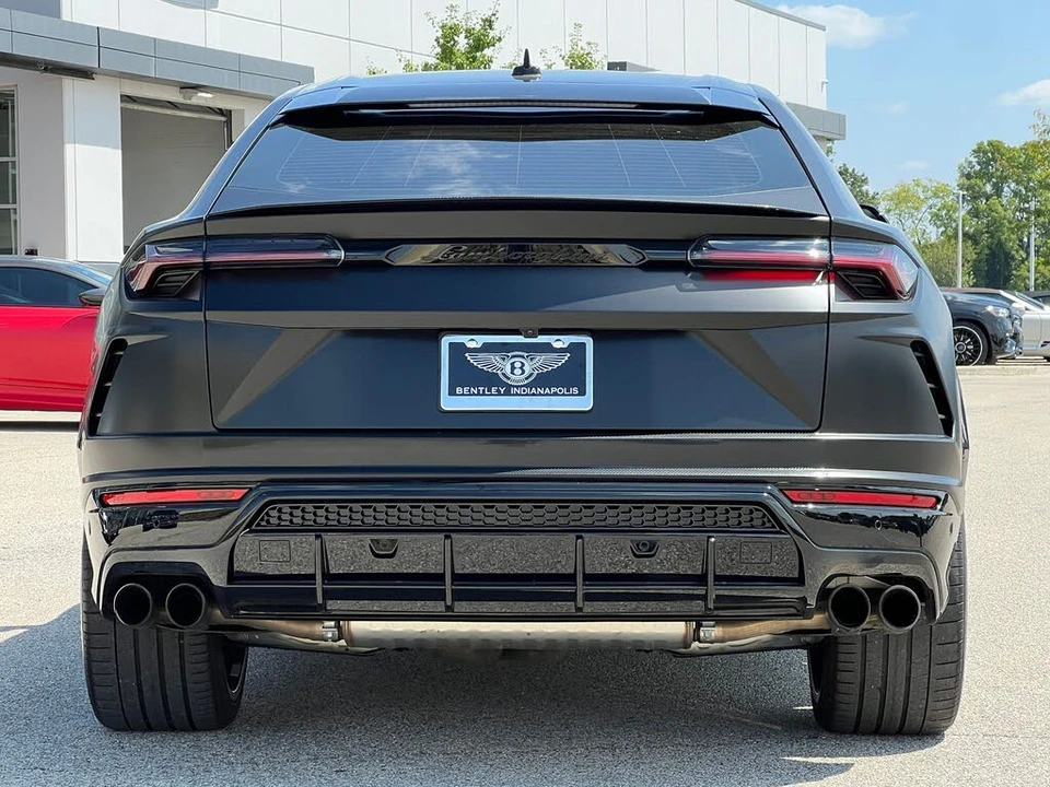 2022 Lamborghini Urus - Image 8 of 31