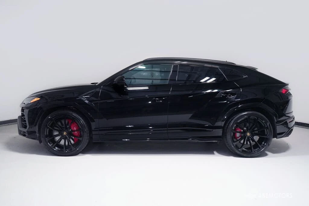 2022 Lamborghini Urus - Image 4 of 31