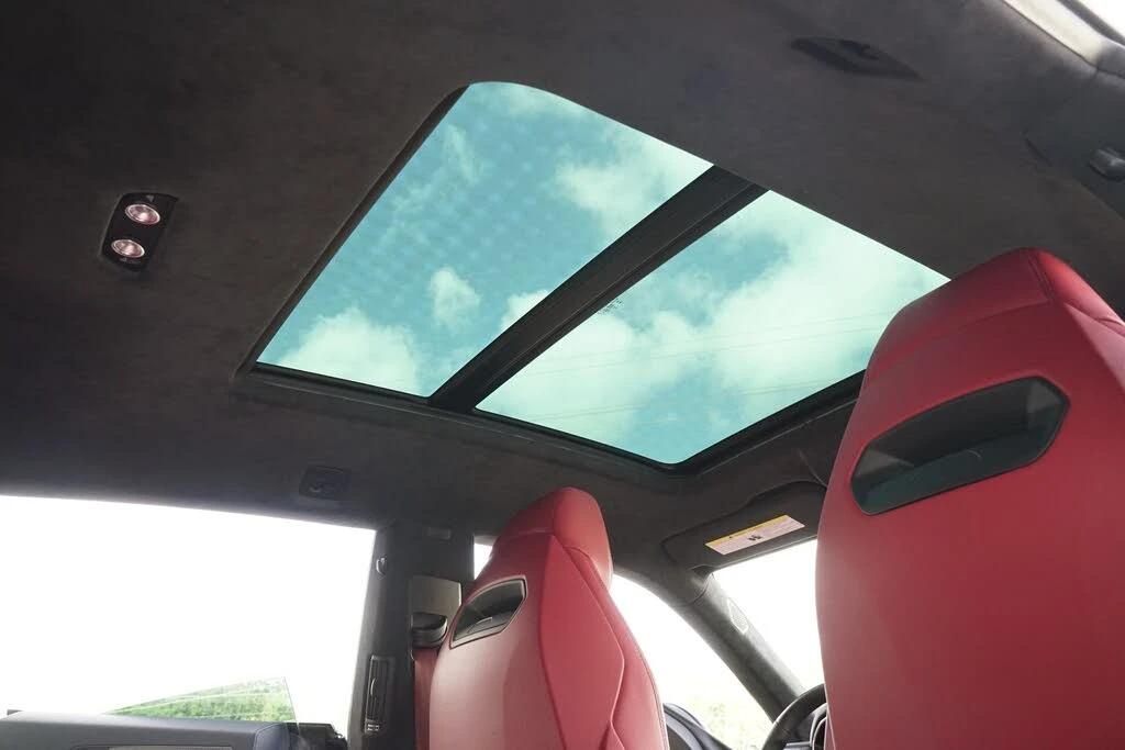 2022 Lamborghini Urus - Image 24 of 31