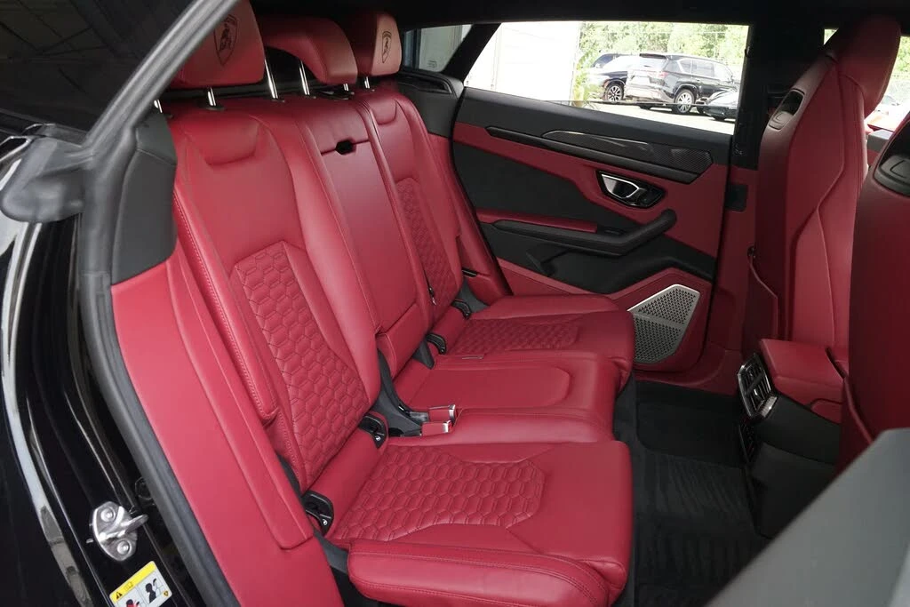 2022 Lamborghini Urus - Image 20 of 31