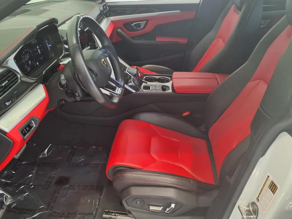 2022 Lamborghini Urus - Image 13 of 29