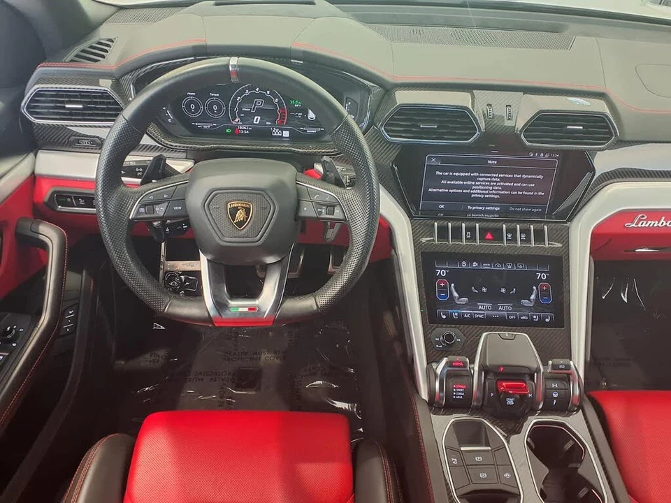 2022 Lamborghini Urus - Image 24 of 29