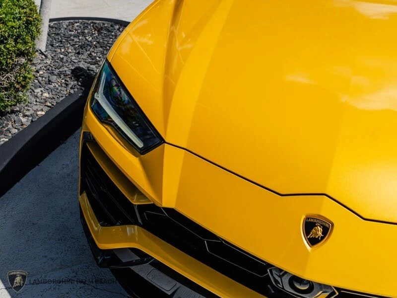 2022 Lamborghini Urus - Image 12 of 31
