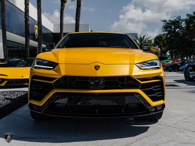2022 Lamborghini Urus - Image 10 of 31