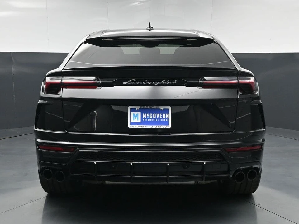 2022 Lamborghini Urus - Image 9 of 31