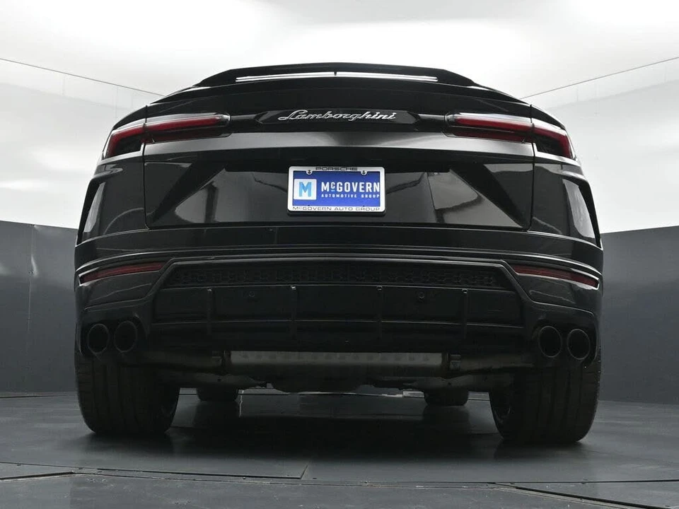 2022 Lamborghini Urus - Image 25 of 31