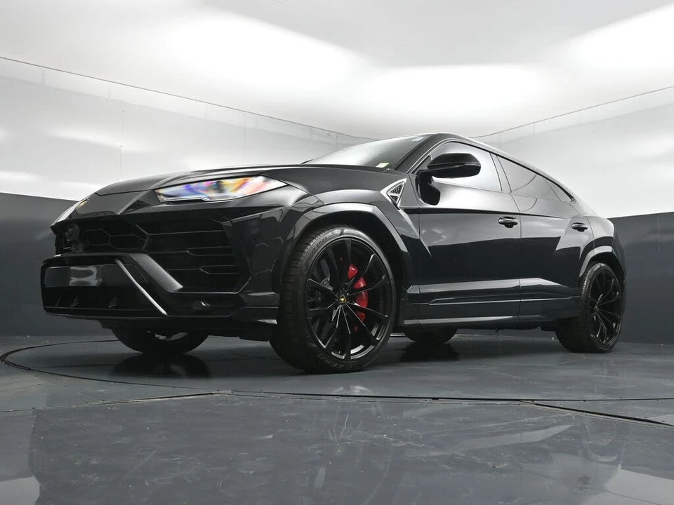 2022 Lamborghini Urus - Image 22 of 31