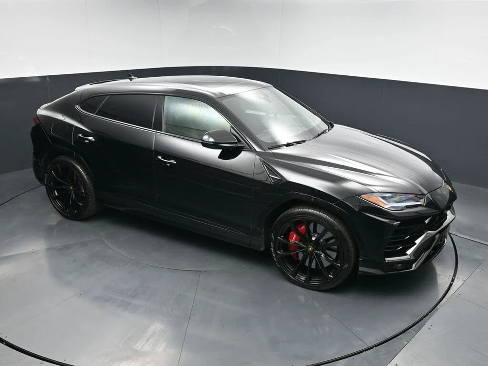 2022 Lamborghini Urus - Image 20 of 31