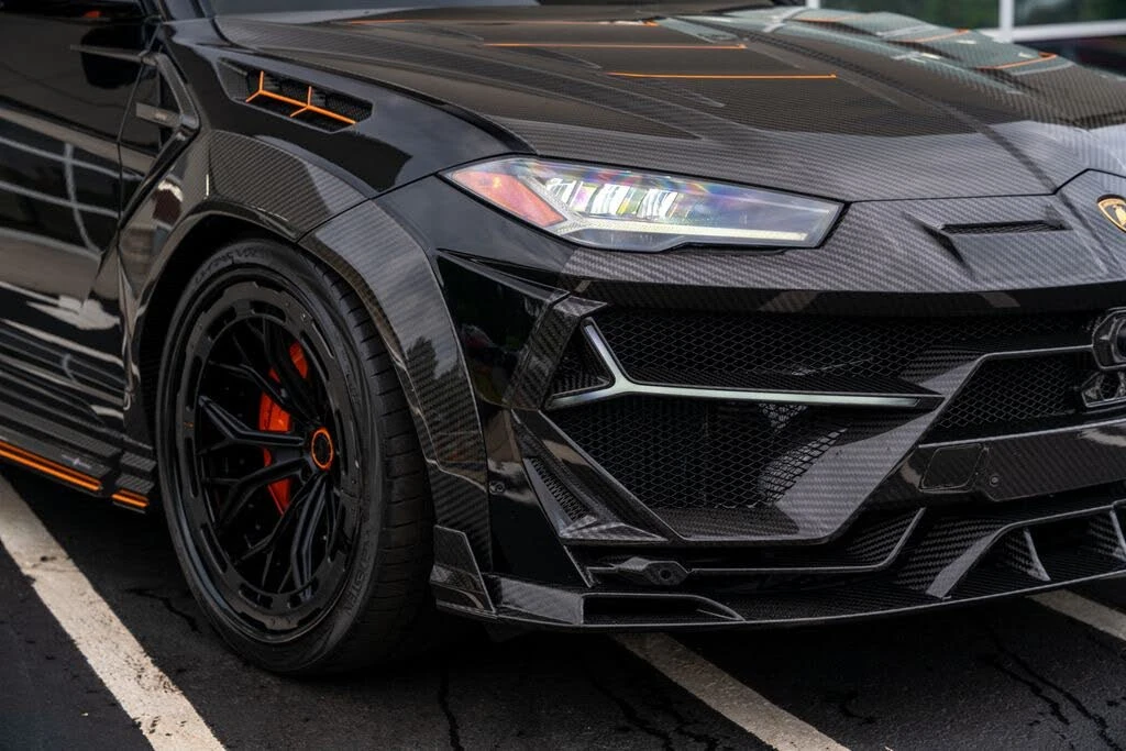 2022 Lamborghini Urus - Image 9 of 31
