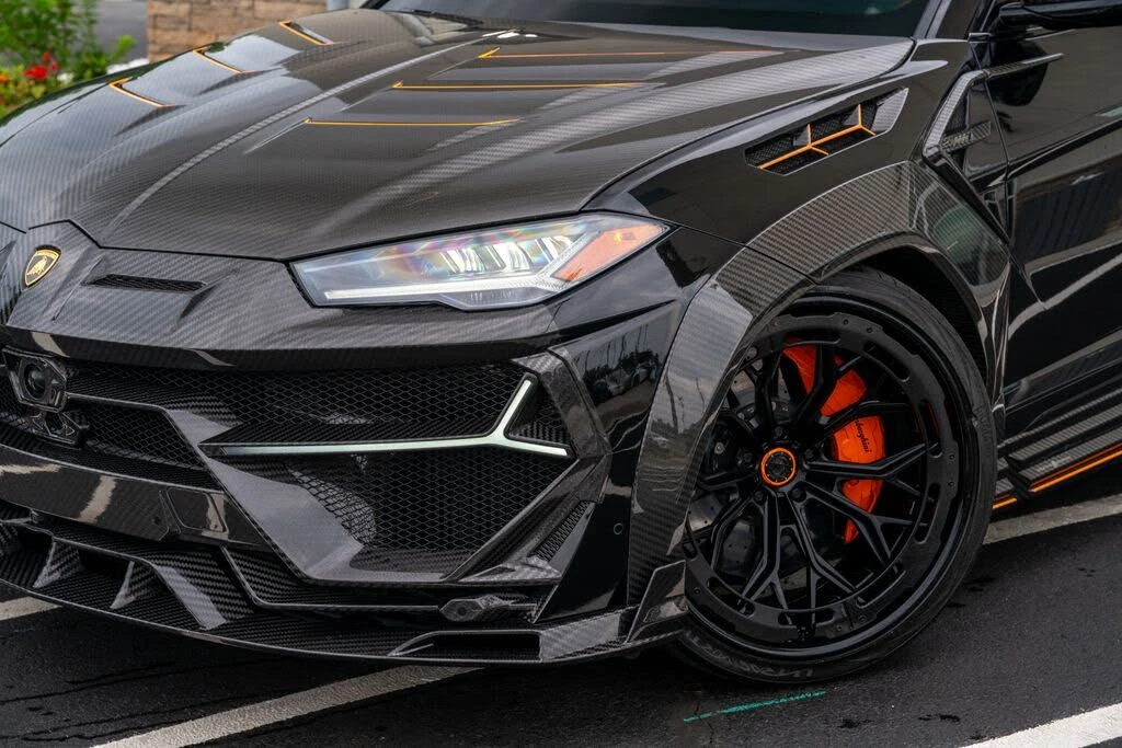 2022 Lamborghini Urus - Image 3 of 31