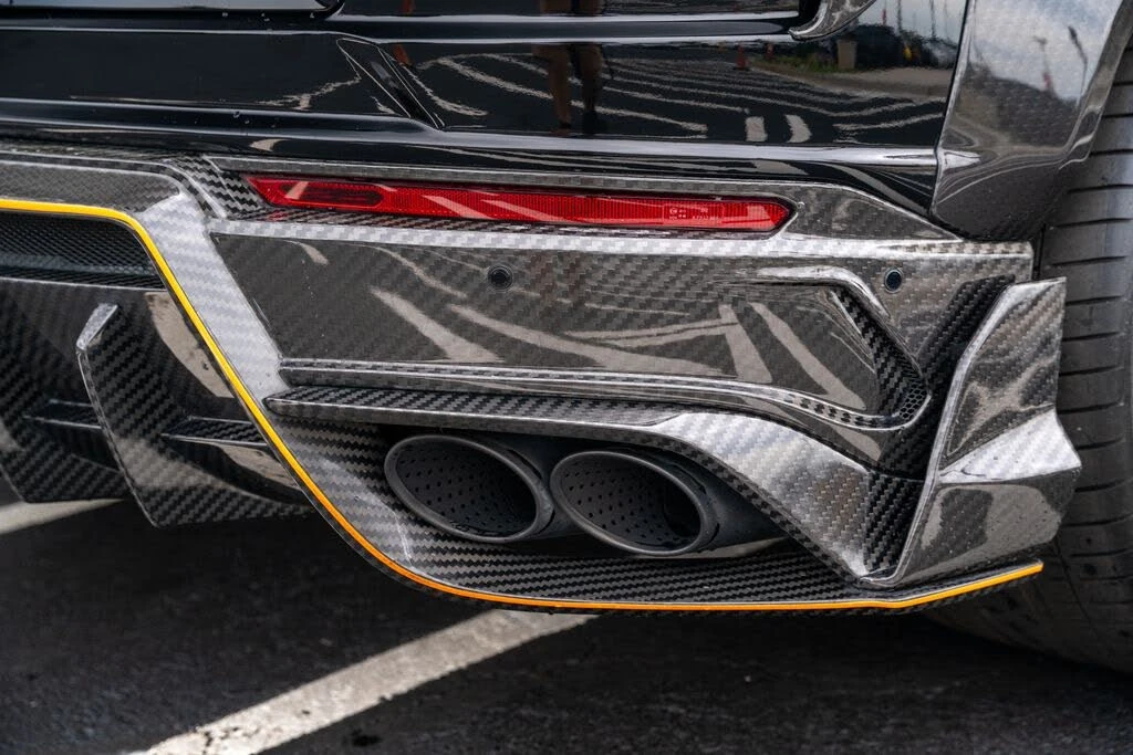 2022 Lamborghini Urus - Image 18 of 31