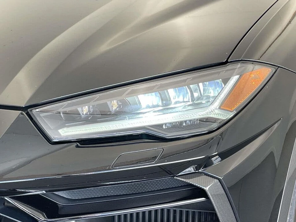 2022 Lamborghini Urus - Image 15 of 31