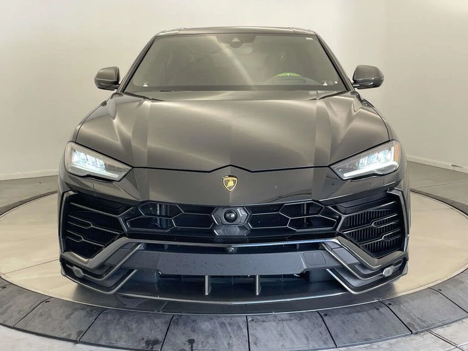 2022 Lamborghini Urus - Image 10 of 31