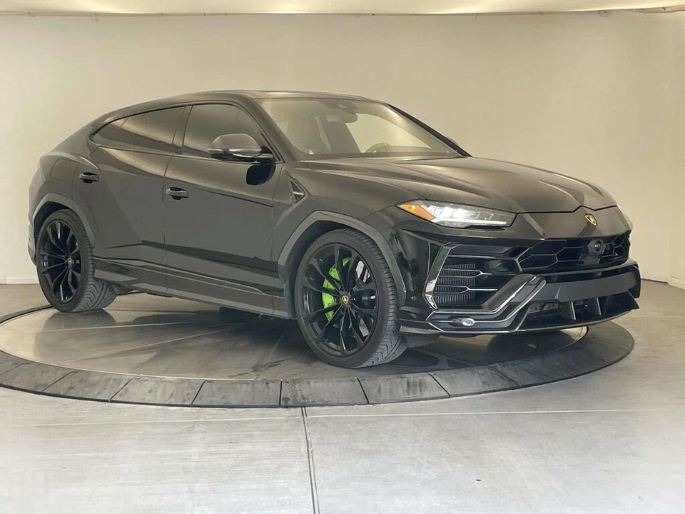 2022 Lamborghini Urus - Image 9 of 31