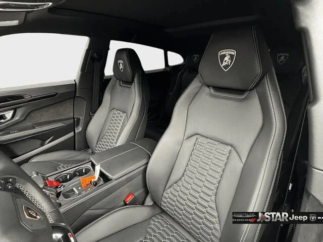 2022 Lamborghini Urus - Image 10 of 20