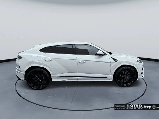 2022 Lamborghini Urus - Image 3 of 20