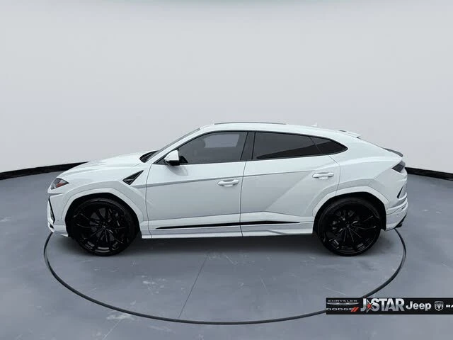 2022 Lamborghini Urus - Image 7 of 20