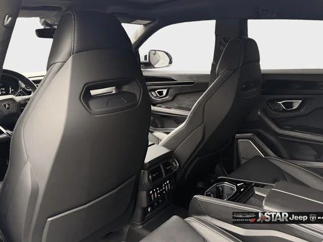 2022 Lamborghini Urus - Image 17 of 20