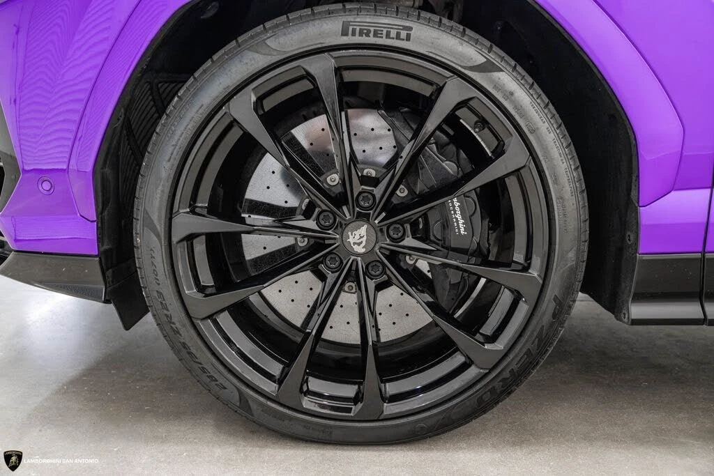 2022 Lamborghini Urus - Image 6 of 31