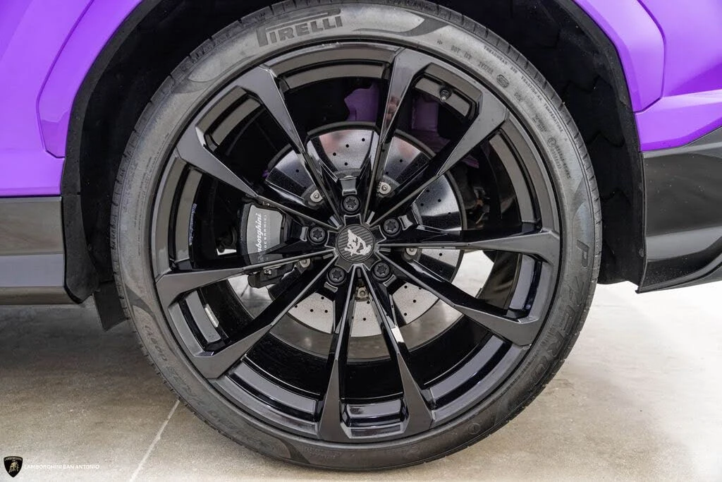 2022 Lamborghini Urus - Image 7 of 31